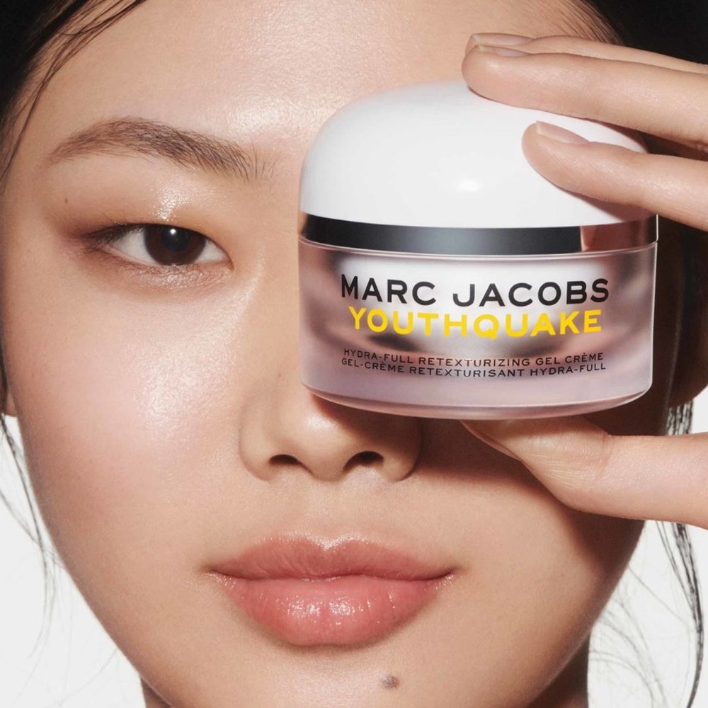 MARC JACOBS Youthquake hydrafull retexturizing gel